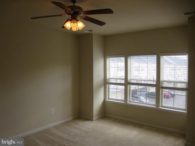 Building Photo - 7017 Little Thames Drive