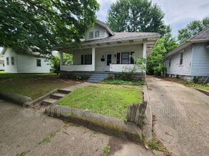 Building Photo - 1659 2nd Ave