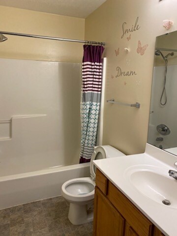 Building Photo - 3901 Abnaki Way