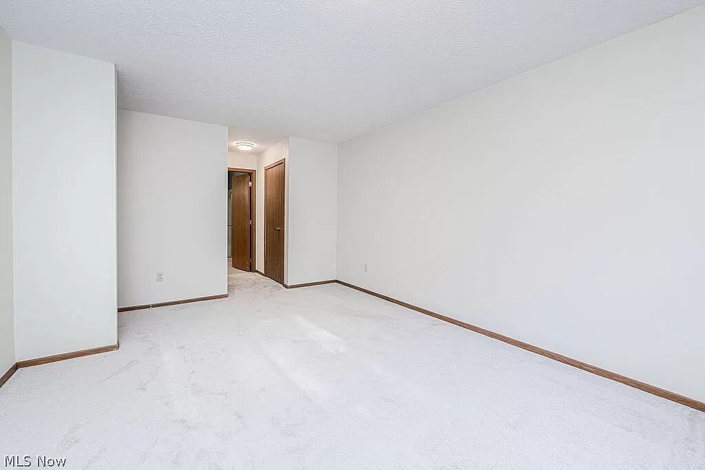 Building Photo - 8677 Scenicview, 104