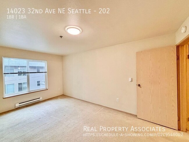 Building Photo - Spacious 1 Bed 1 Bath with In-Unit Washer/...