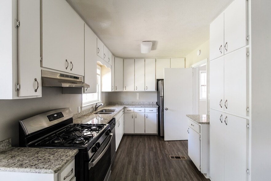 Building Photo - 4110 Althea Dr