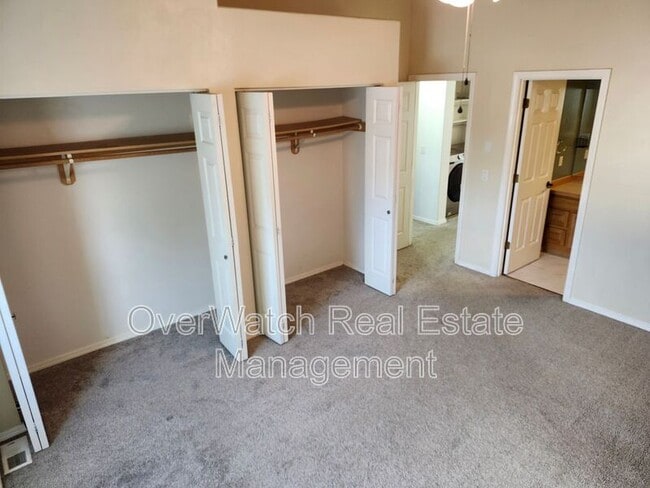 Building Photo - 6922 Gold Kings Ave