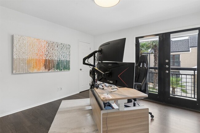 Building Photo - 10109 Regal Park Ln