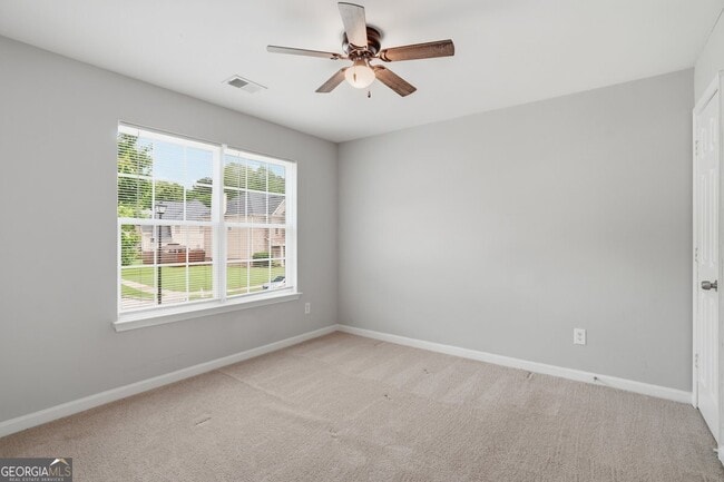 Building Photo - 3951 Oak Field Dr