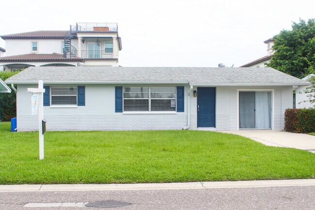 Building Photo - 178 175th Ave E