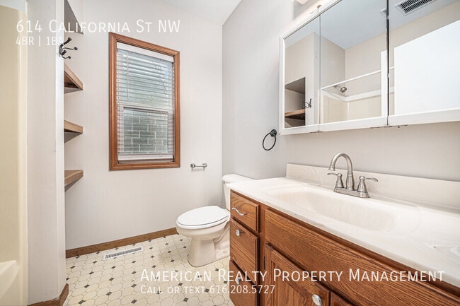 Building Photo - 614 California St NW