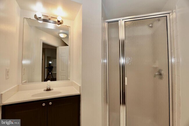 Building Photo - 5928 Founders Crossing Ct