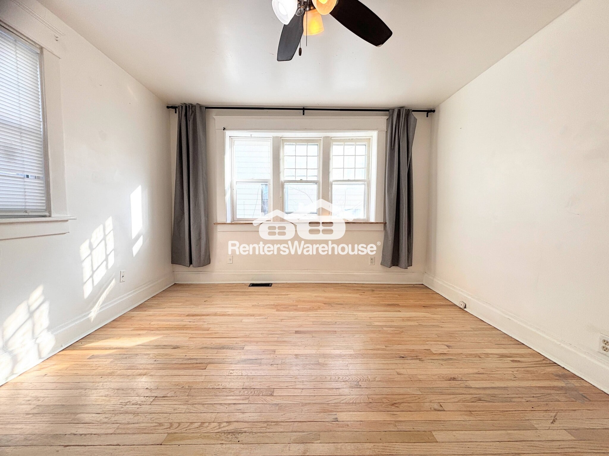 Building Photo - 1171 21st St