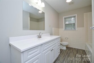 Building Photo - 331 Friendship Dr