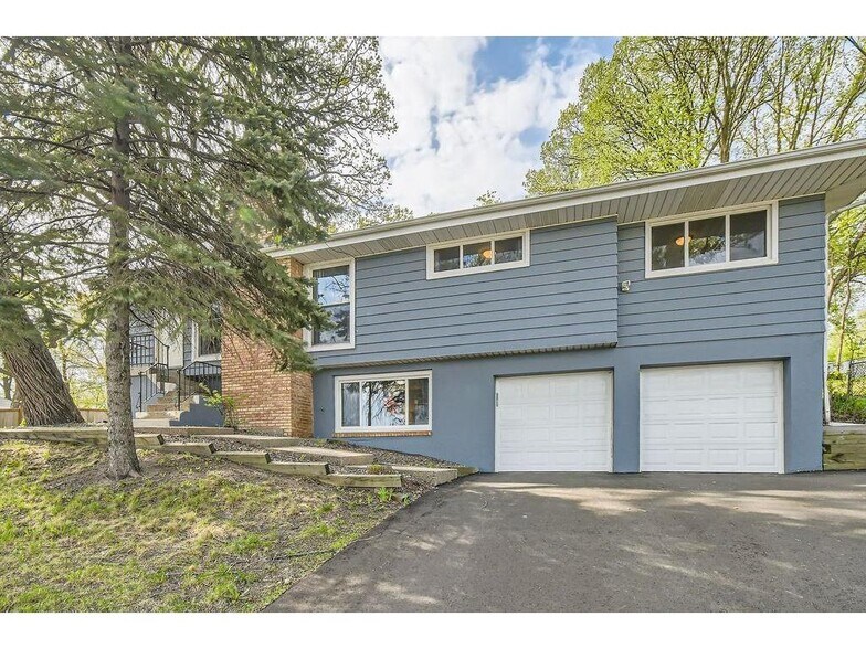 Building Photo - 1316 Holdridge Ter