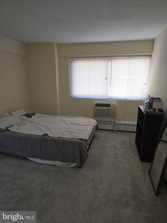 Building Photo - 2101 Chestnut St