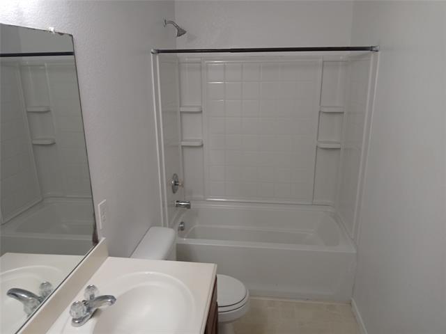 Building Photo - 517 Grant Ln