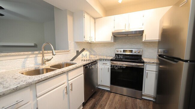 Building Photo - 3702 Chimney Ridge Pl