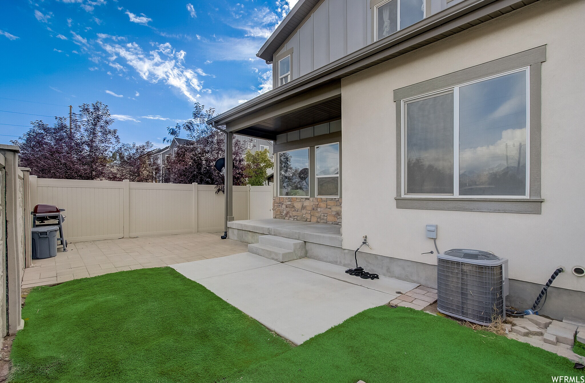 Building Photo - 7547 S Casenina Dr