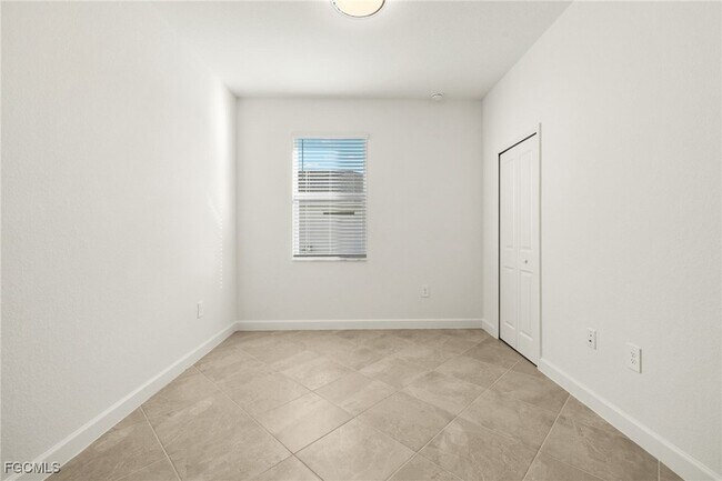 Building Photo - 14927 Anchorage Rd