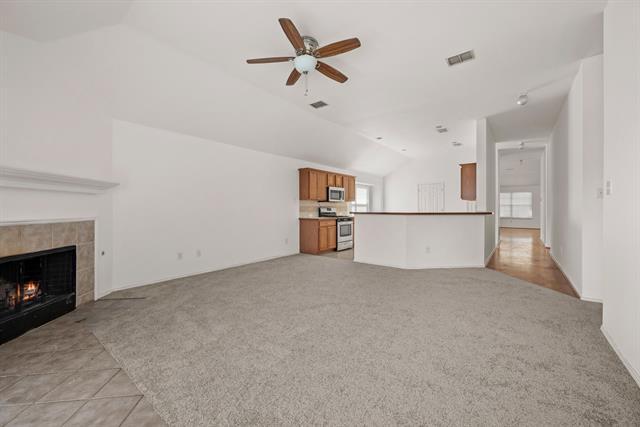 Building Photo - 12133 Tacoma Ridge Dr