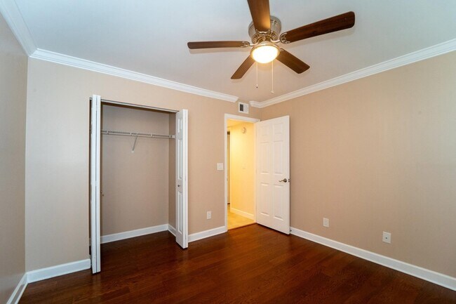 Building Photo - 6 Alcira Ct