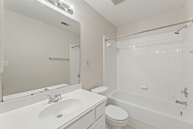 Building Photo - 15812 Opal Fire Dr