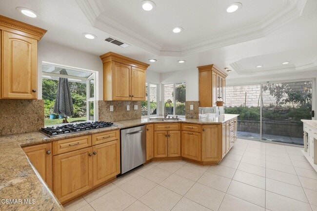 Building Photo - 658 Elevar Ct