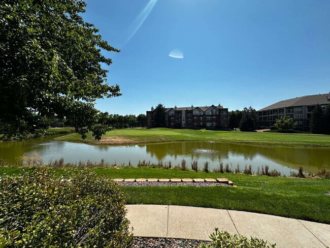 Building Photo - Available Now! "Spacious 2-Bed, 2-Bath Con...