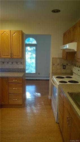 Building Photo - 2 Granada Crescent