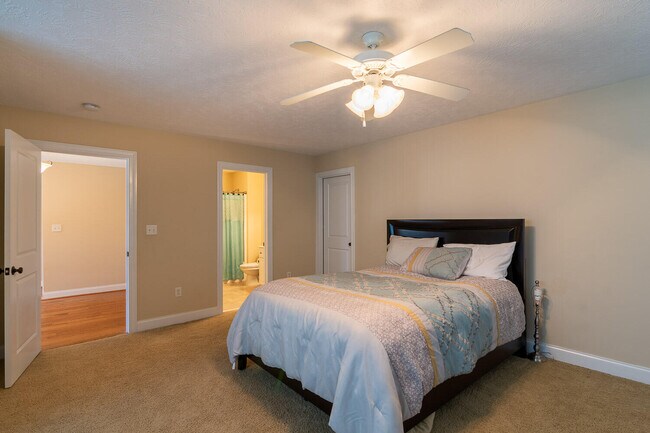 Building Photo - 1204 Berkley Hills Pass