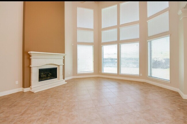 Building Photo - 8706 Stowe Creek Ln