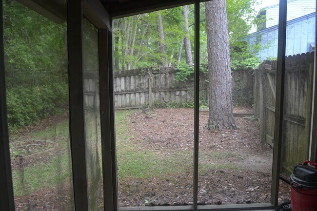 Building Photo - 3561 Sedona Loop