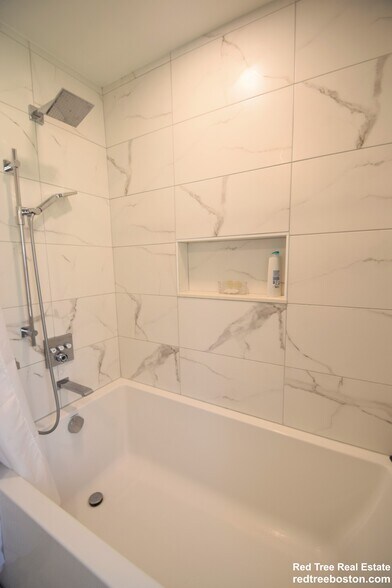 Building Photo - 75 Somerset Rd