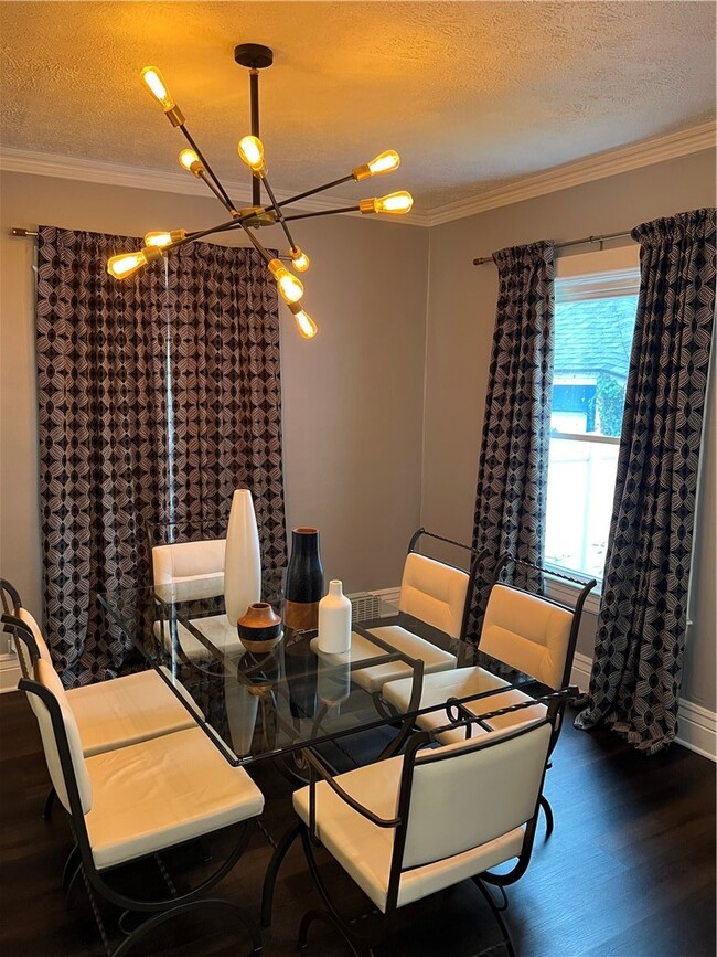 Building Photo - 36 Lansdale St