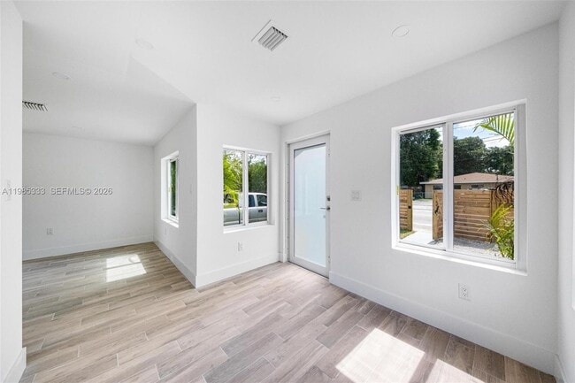 Building Photo - 5900 NW 5th Ct