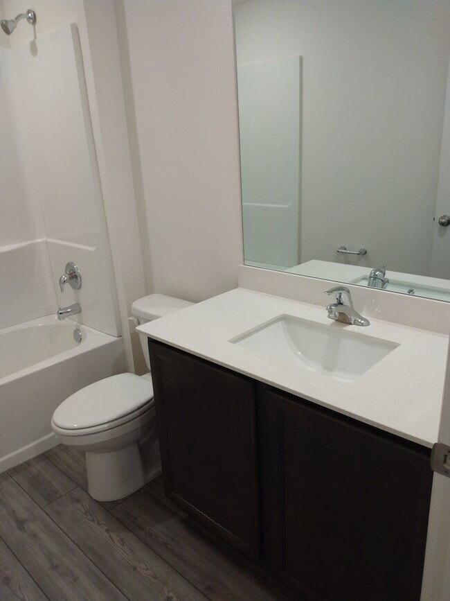 Building Photo - 8871 Southern Charm Cir