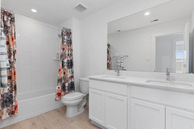 Building Photo - 7822 Bel Fiore Dr