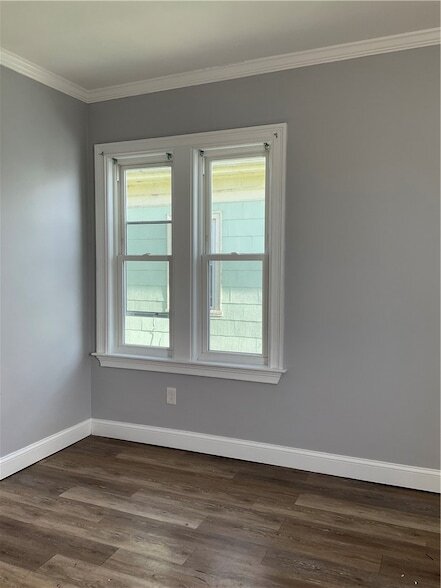 Building Photo - 45 Harvest St