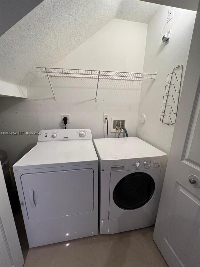 Building Photo - 721 SW 107th Ave