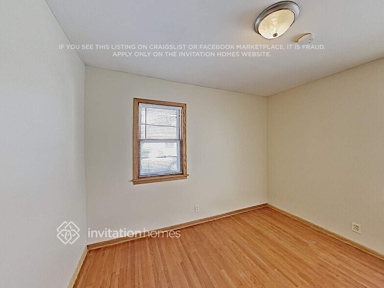 Building Photo - 8221 Bloomington Ave S