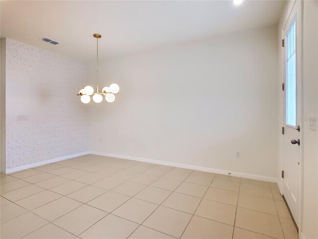 Building Photo - 2437 Varenna Loop