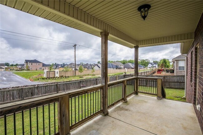 Building Photo - 1418 Gooseneck Ln