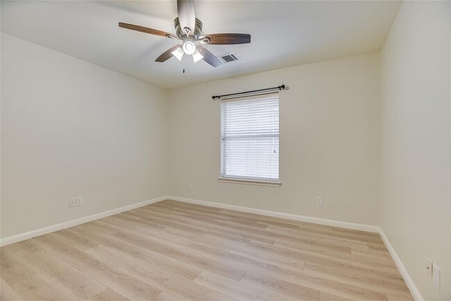 Building Photo - 13013 Brigham Dr