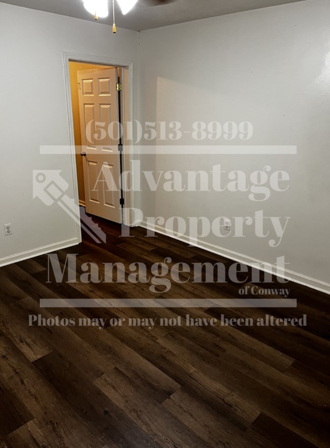 Building Photo - 25 Sagewood
