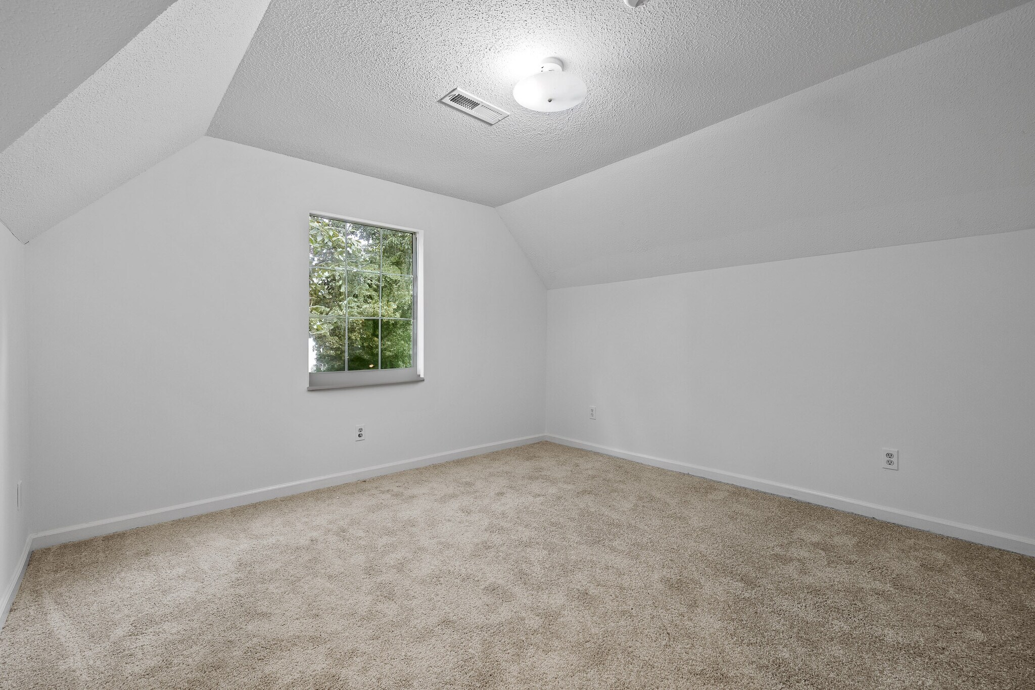 Bedroom 5 - 224 N Brent Dr