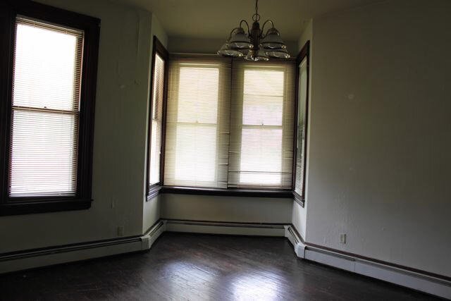 Building Photo - 208 Summit Ave