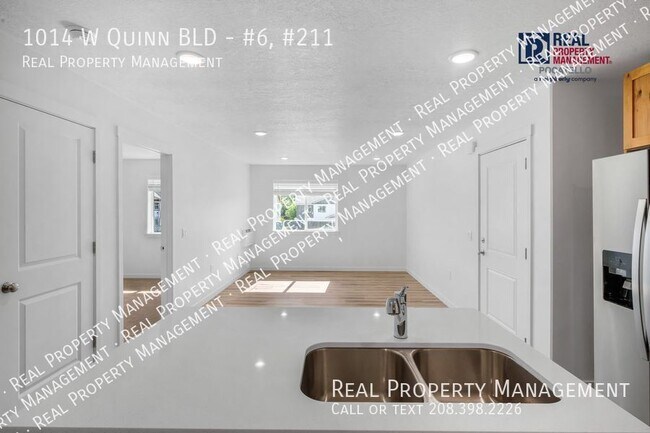 Building Photo - 1014 W Quinn Rd