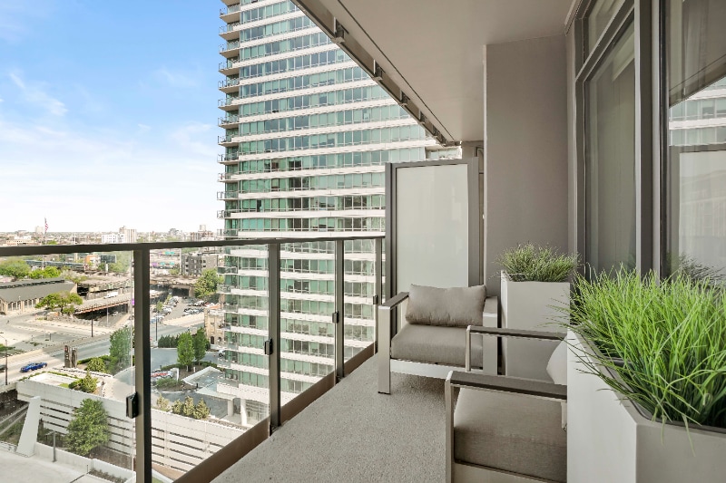 Building Photo - 357 N Union Ave