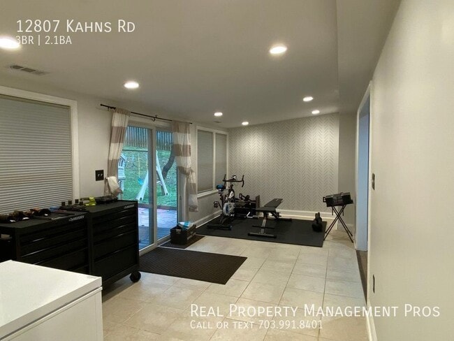 Building Photo - 12807 Kahns Rd