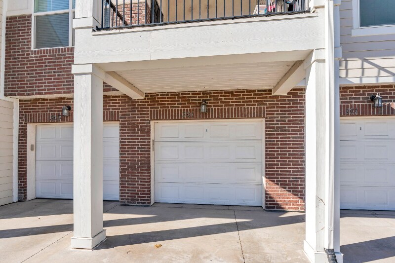 Building Photo - 1747 N Exchange Park Rd