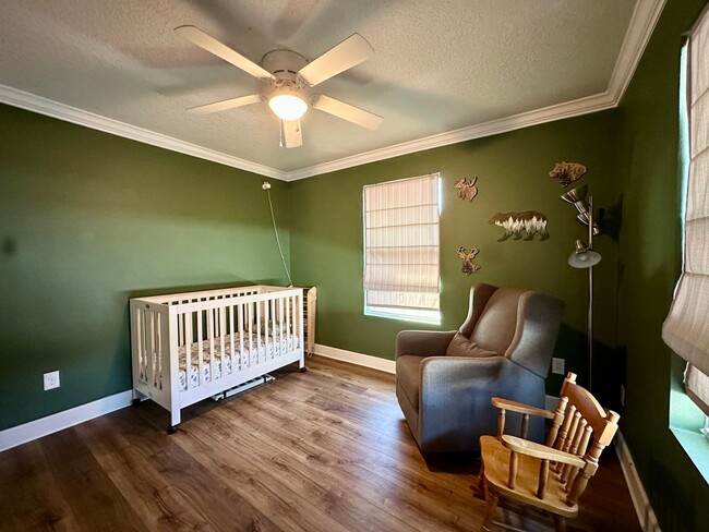 Building Photo - Adorable Home in Heart of Avondale.