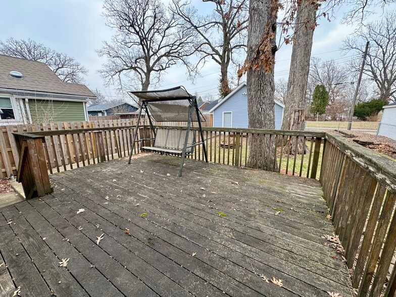 Building Photo - 2225 26th St