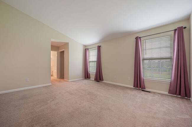 Building Photo - 265 Burnham Ln